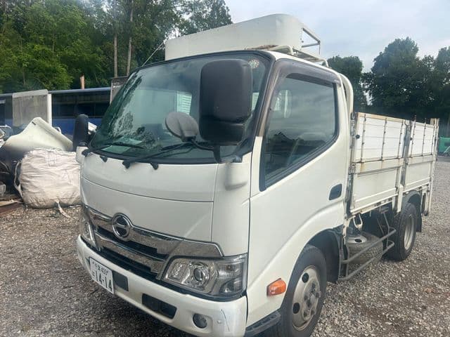 2026 HINO DUTRO