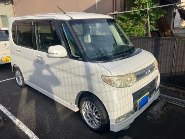 2026 DAIHATSU TANTO CUSTOM