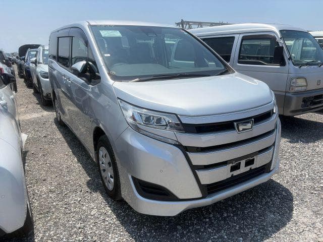 2021 TOYOTA NOAH